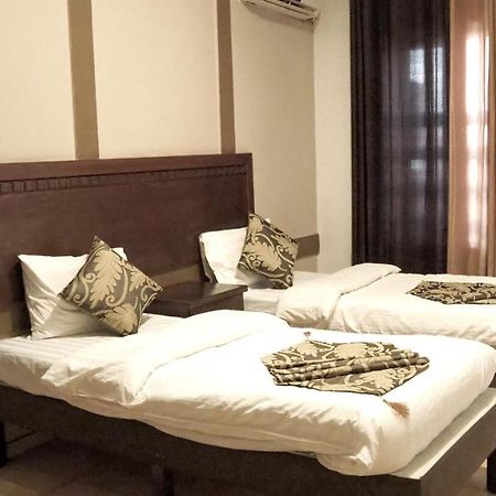 Al Fawanes Hotel Apartments Al Yadudah Exterior foto